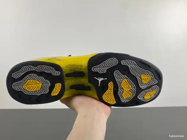 HYPE FJ0395-100 17 Lightning Air Jordan Low 0514